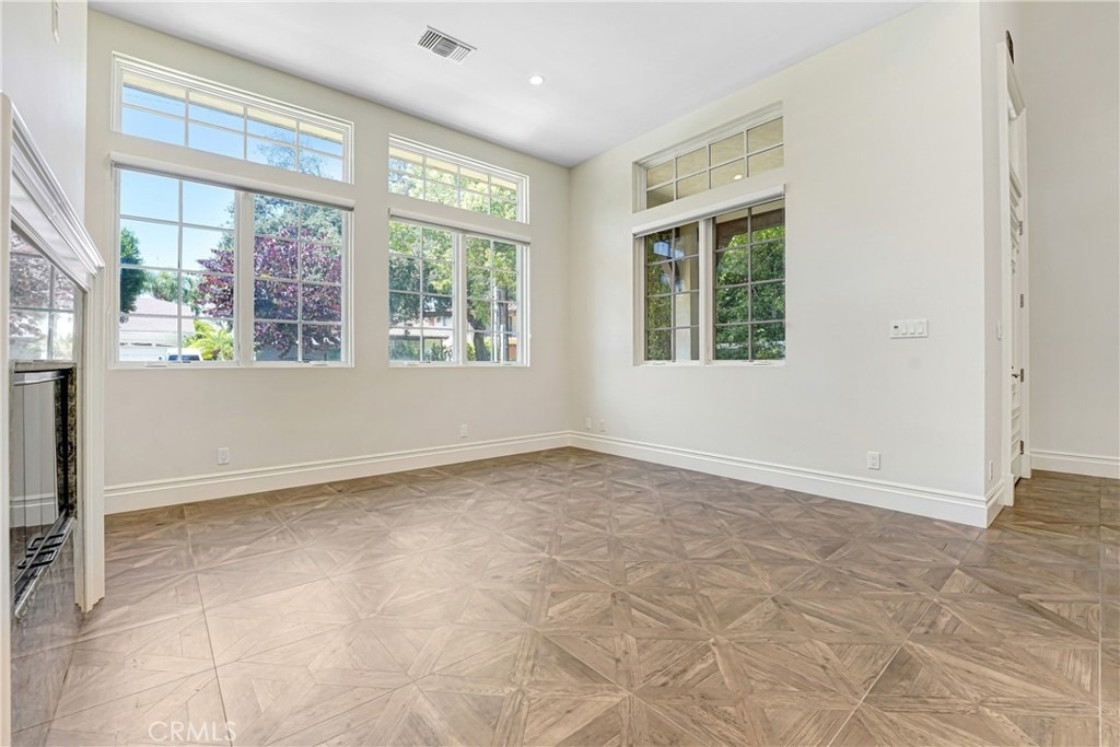 1714 W Oak - Photo 8