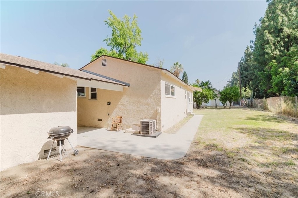 10826 Blucher Avenue - Photo 26