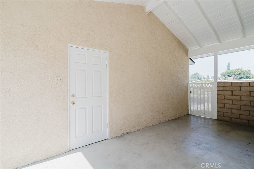 10826 Blucher Avenue - Photo 23