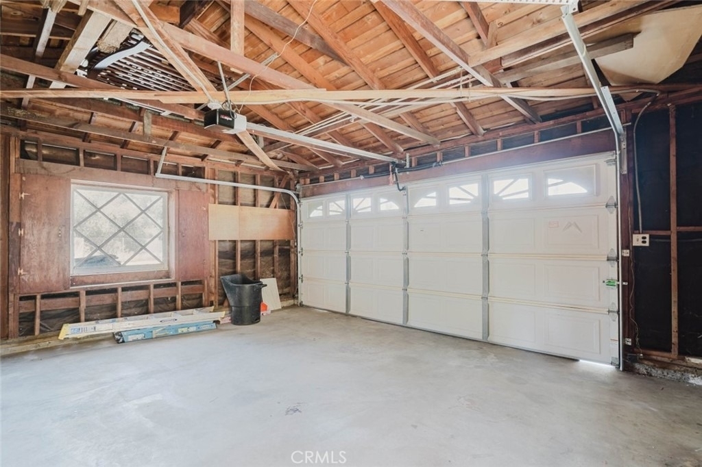 10826 Blucher Avenue - Photo 24