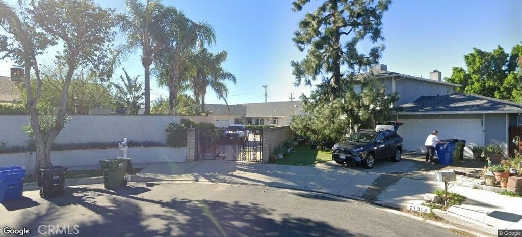 21310 Hiawatha - Photo 0