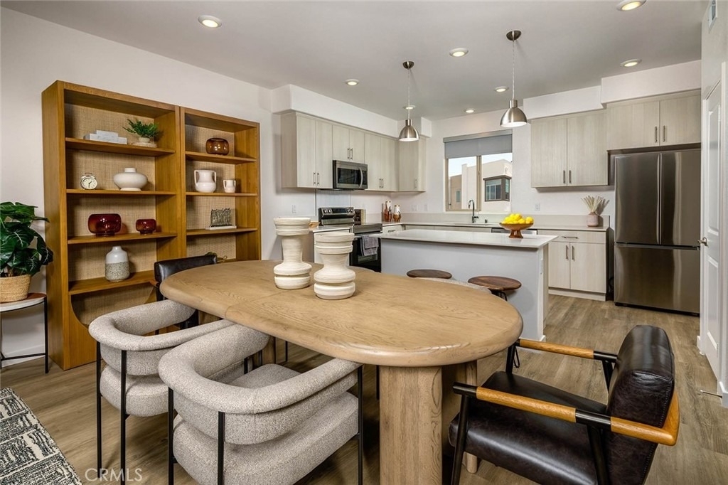 1579 W Vista Way - Photo 2