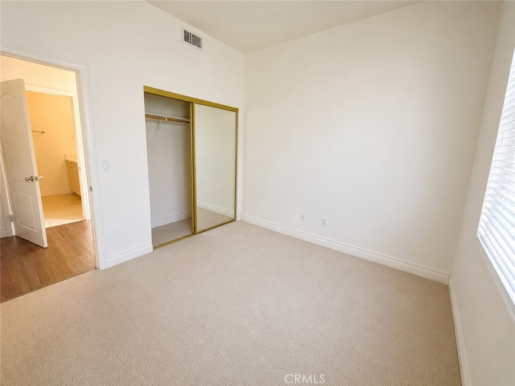 917 S New Hampshire Avenue - Photo 6