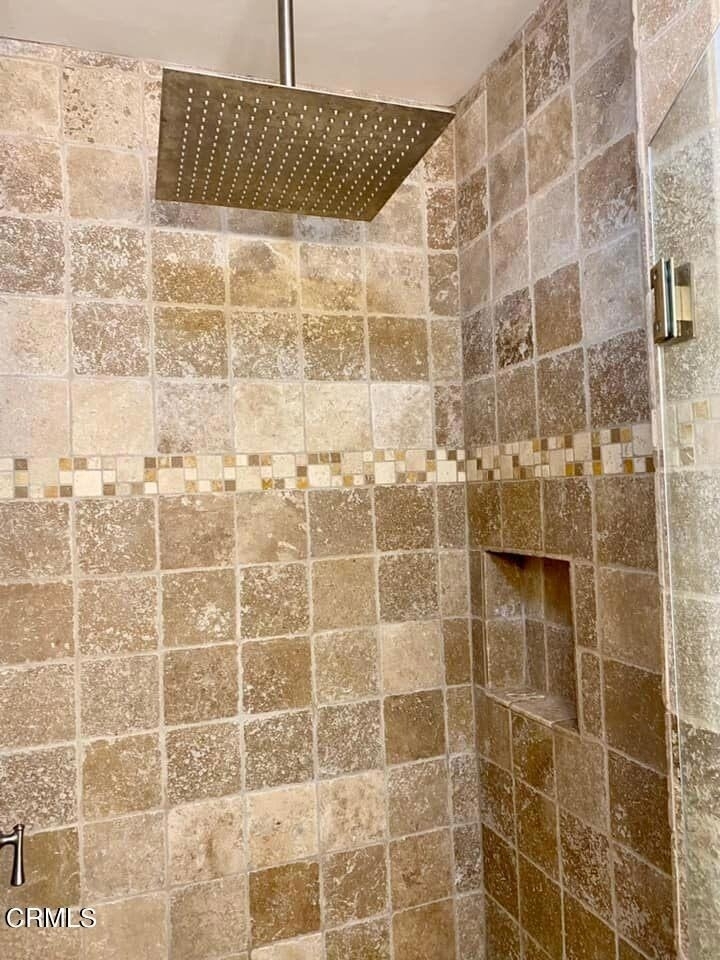 5850 Benner Street - Photo 9