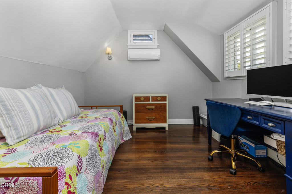 840 Victoria Drive - Photo 23
