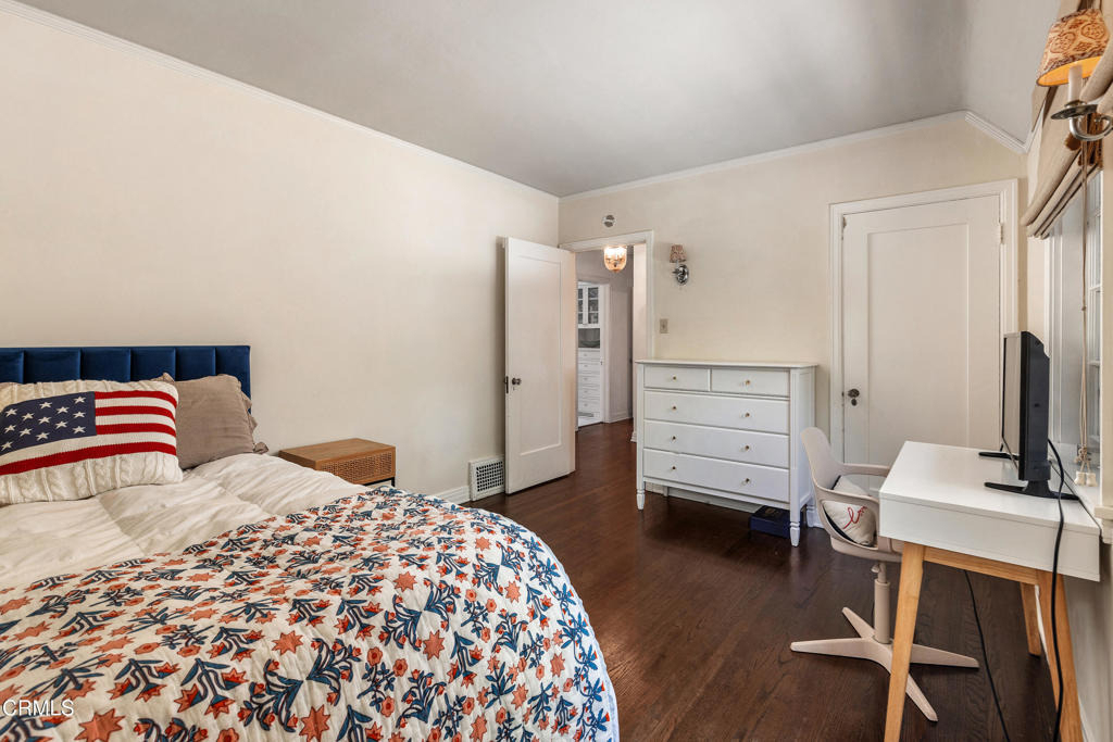 840 Victoria Drive - Photo 18