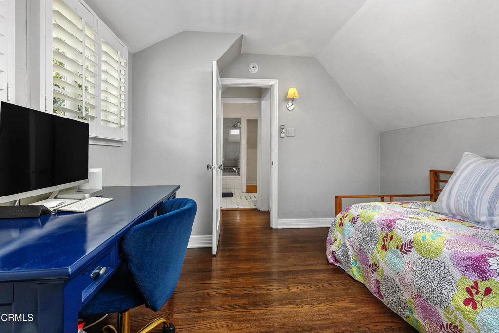 840 Victoria Drive - Photo 24