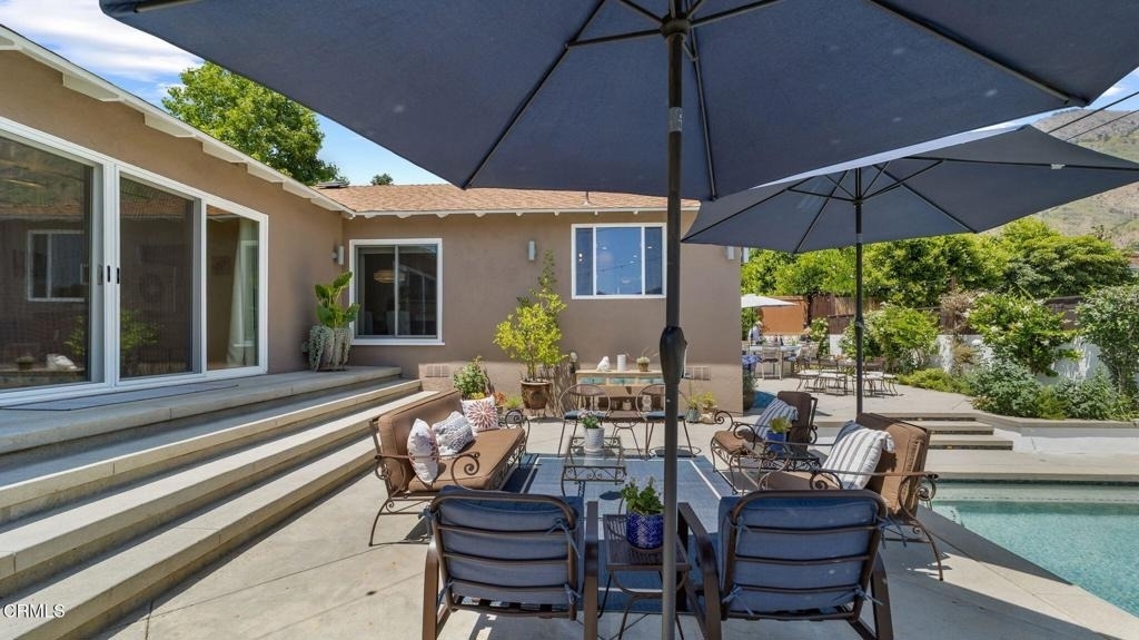 2030 N Altadena Drive - Photo 40