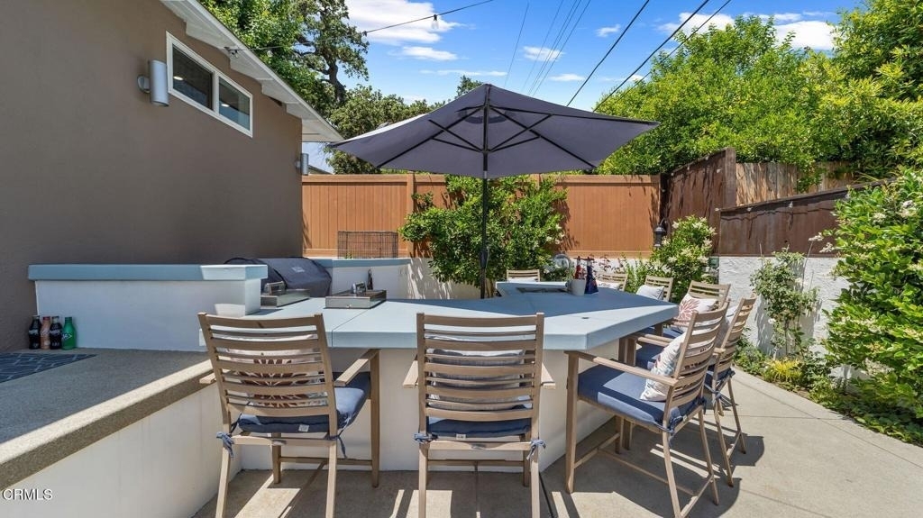 2030 N Altadena Drive - Photo 46