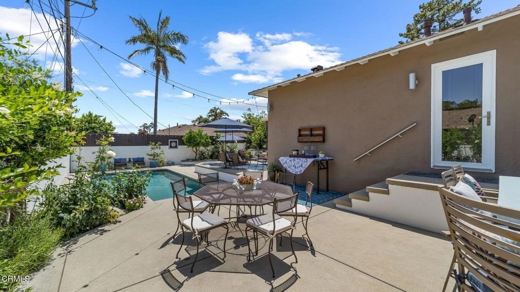 2030 N Altadena Drive - Photo 48