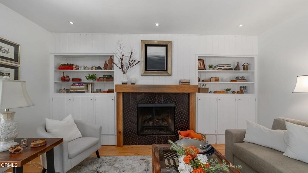 2030 N Altadena Drive - Photo 6