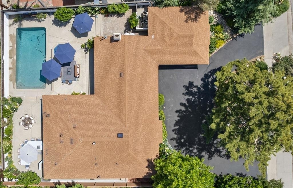 2030 N Altadena Drive - Photo 56