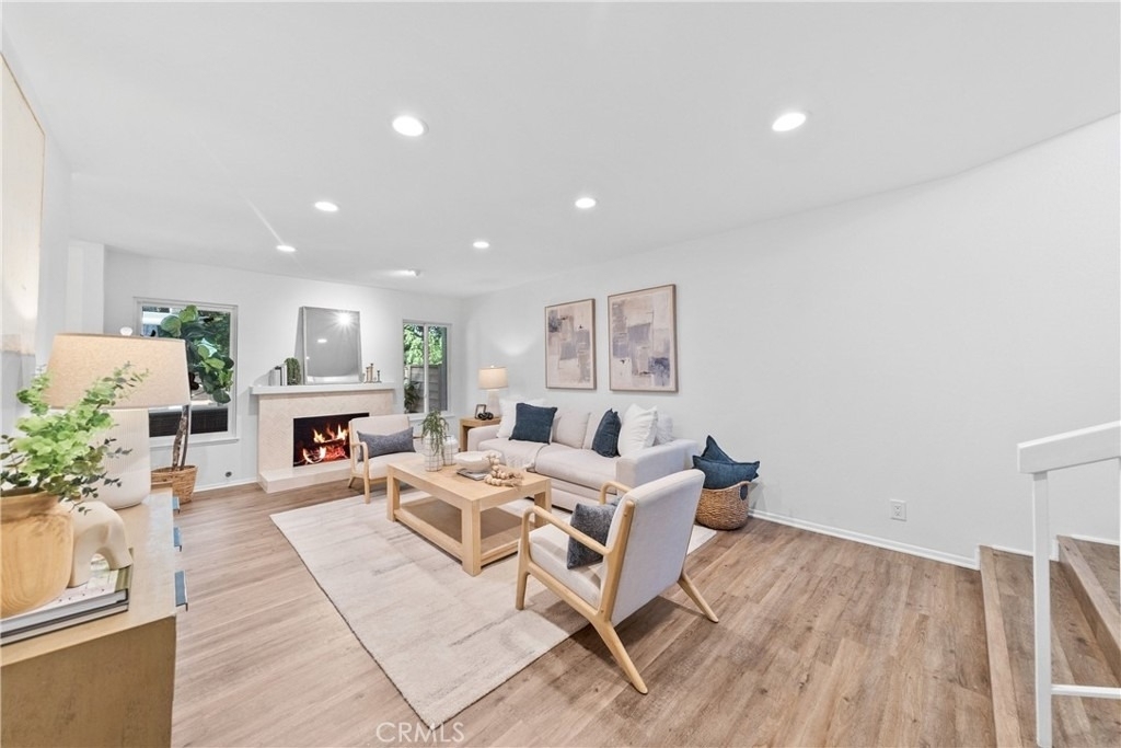 51 Ashbrook - Photo 1