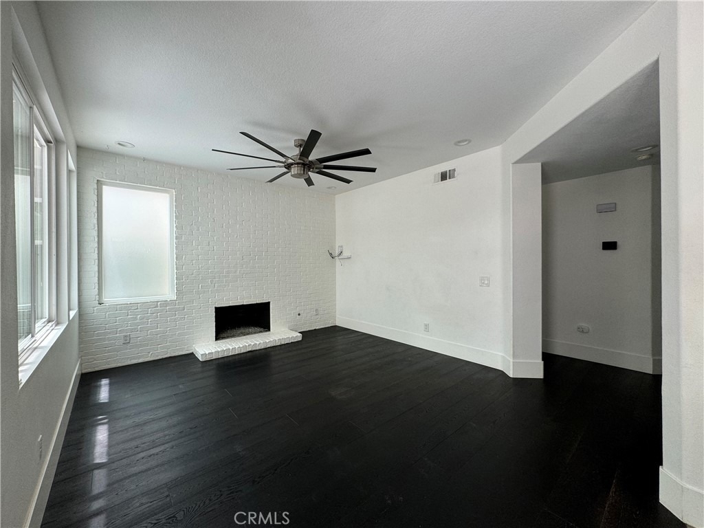 28 Deerwood - Photo 7
