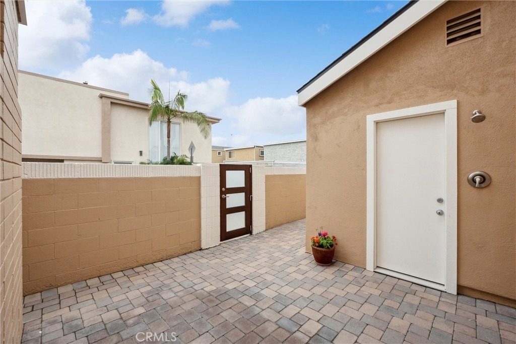 215 Walnut Street - Photo 15