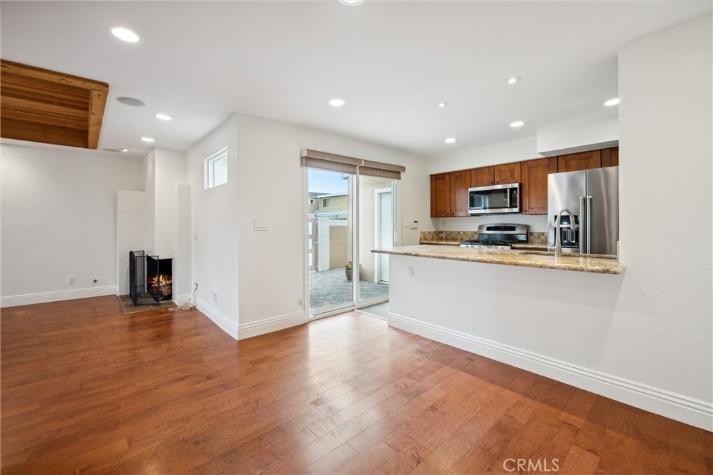 215 Walnut Street - Photo 1