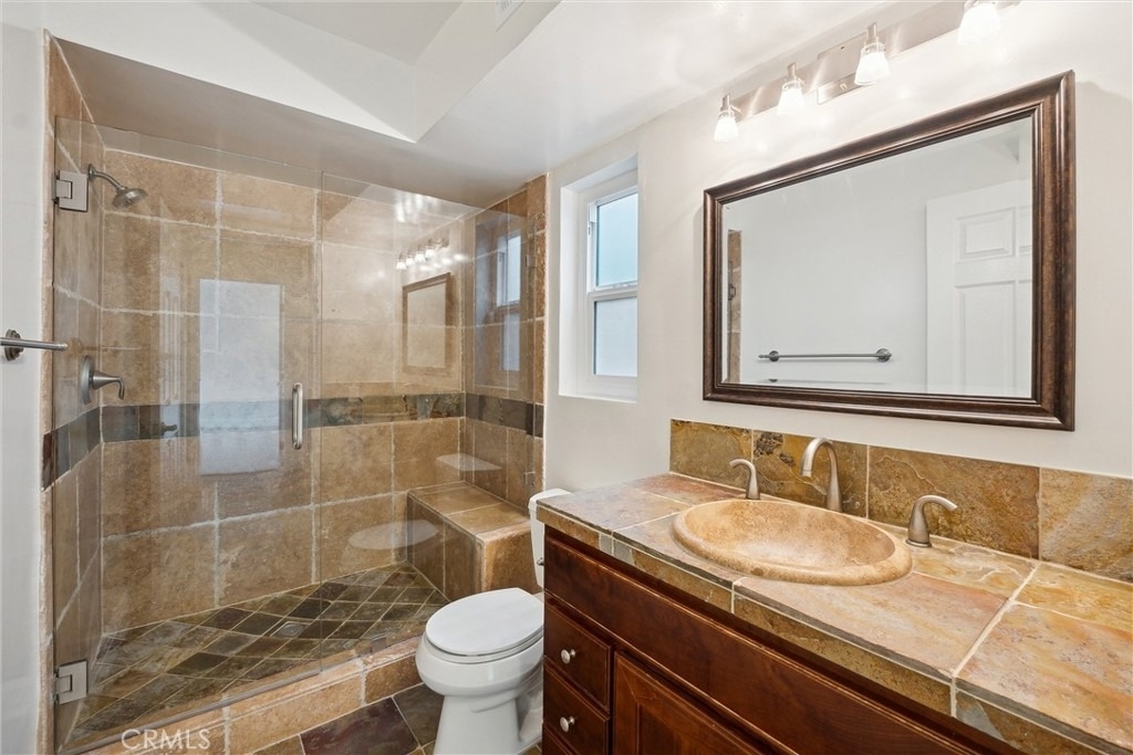 215 Walnut Street - Photo 9