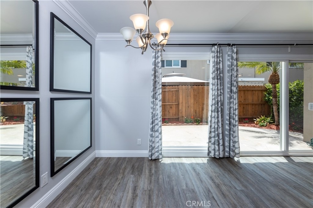 1741 Tustin Avenue - Photo 3