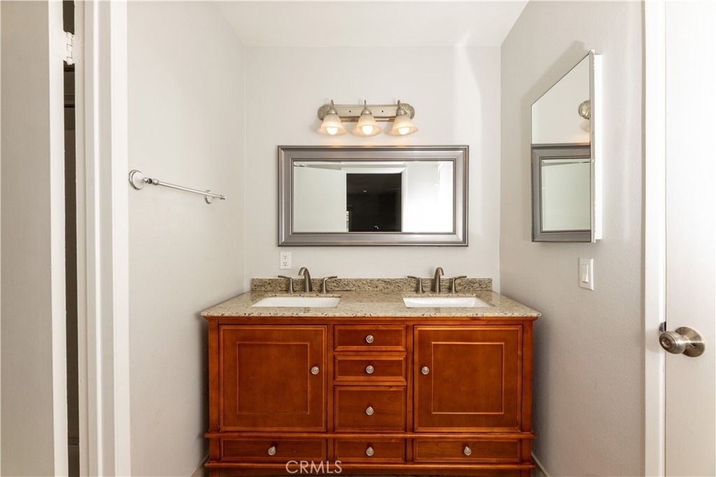 1741 Tustin Avenue - Photo 8