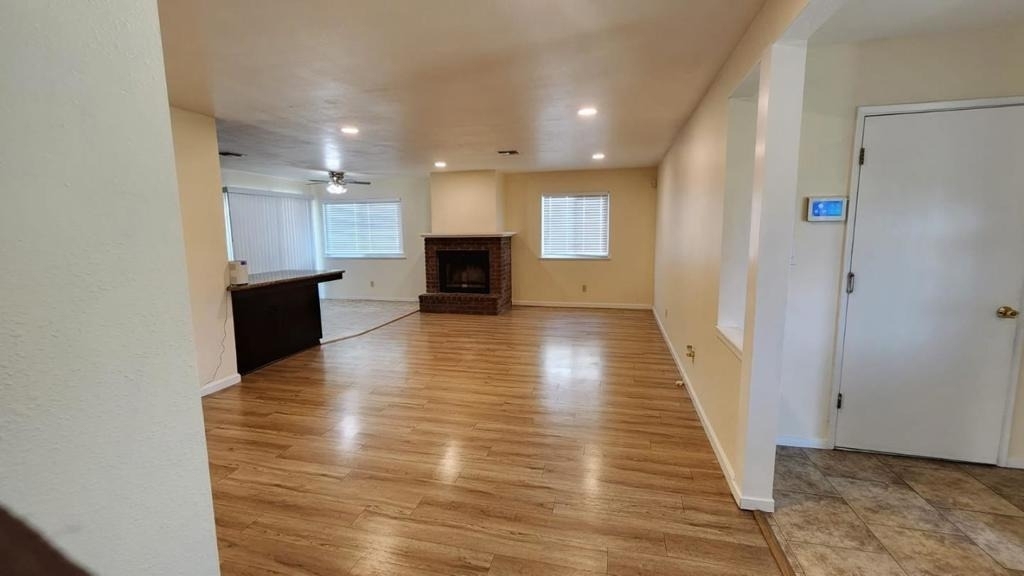 1385 Wimbledon Court - Photo 7