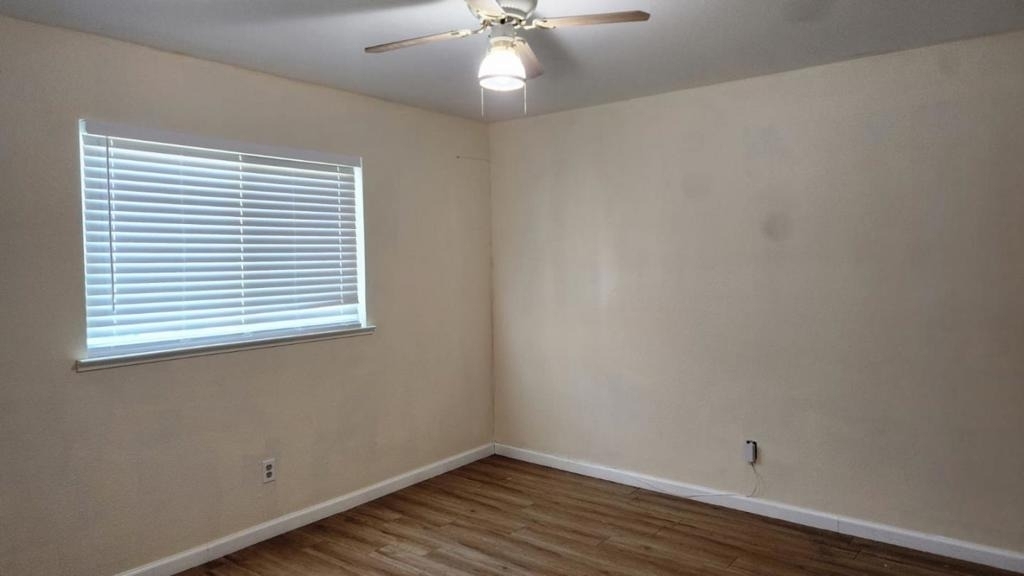 1385 Wimbledon Court - Photo 16