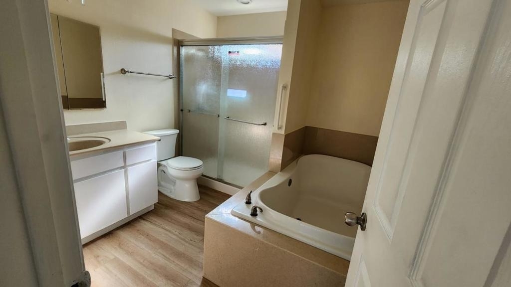 1385 Wimbledon Court - Photo 9