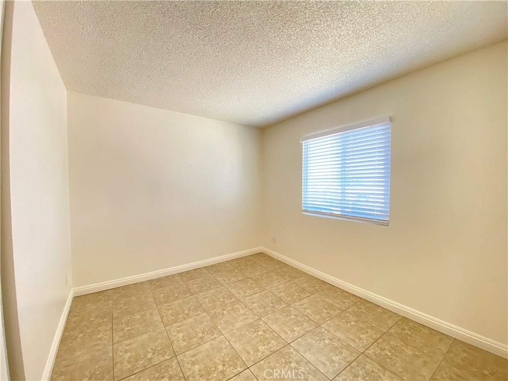 15129 Elm Court - Photo 7
