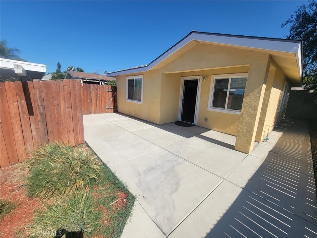 1069 Sycamore Court - Photo 13