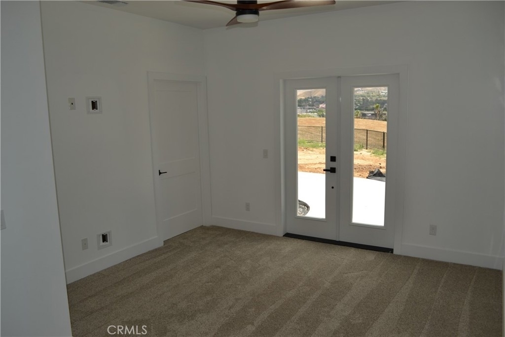 12747 Hilltop Drive - Photo 11