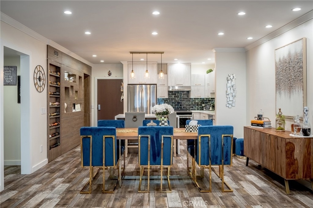 330 N Jackson Street - Photo 11