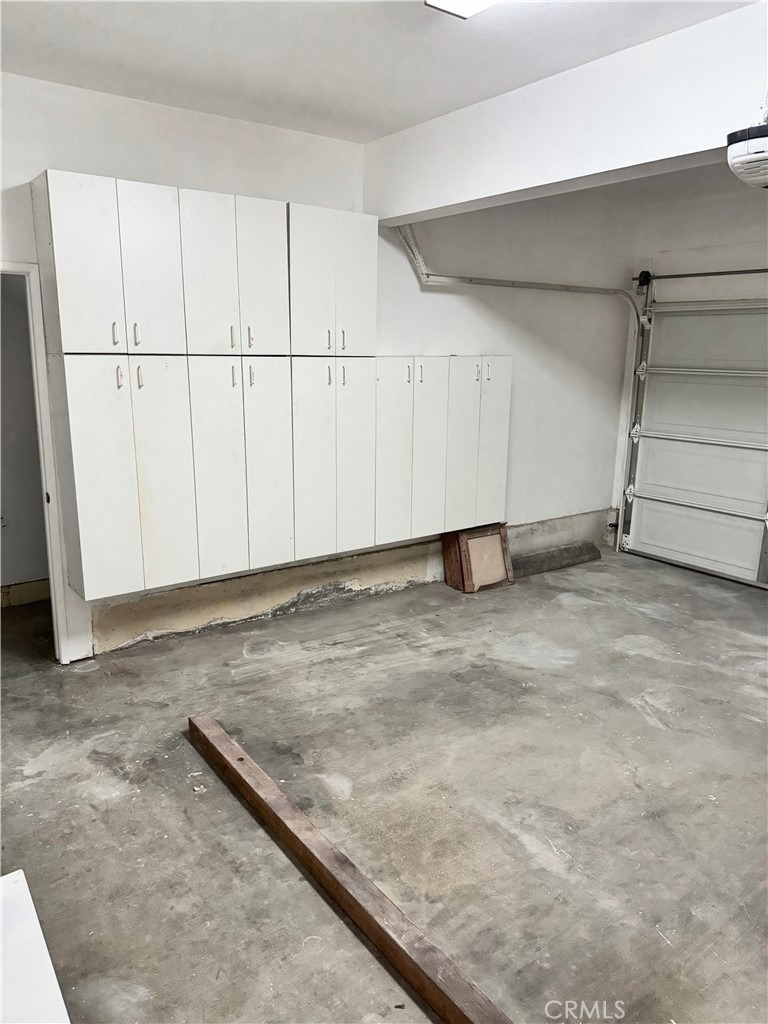 18319 Hart Street - Photo 16