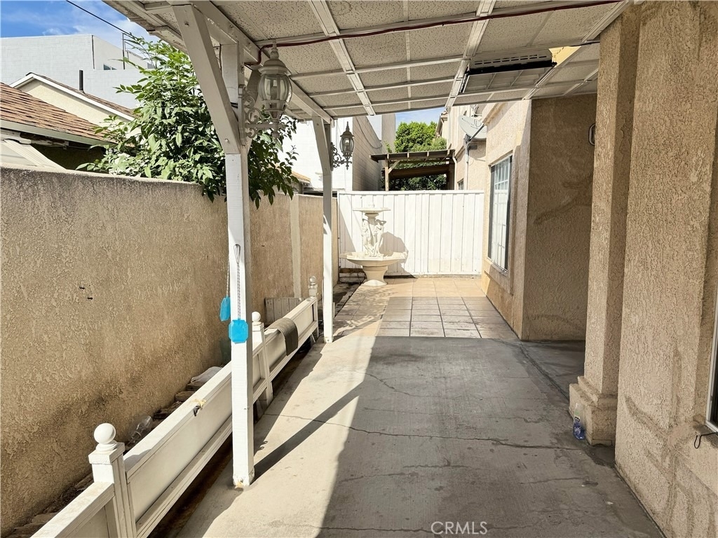 18319 Hart Street - Photo 15