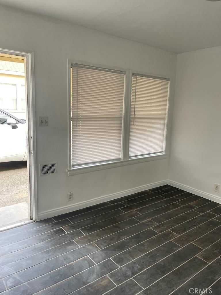 9723 Belmont - Photo 8
