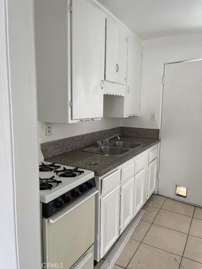 9723 Belmont - Photo 6