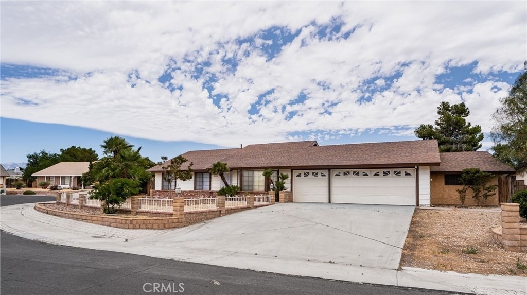 11462 Brackenfern Court - Photo 2