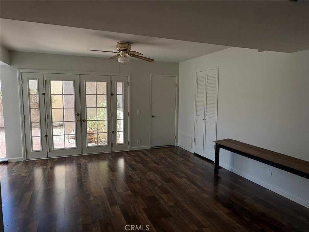 1585 Christopher - Photo 2