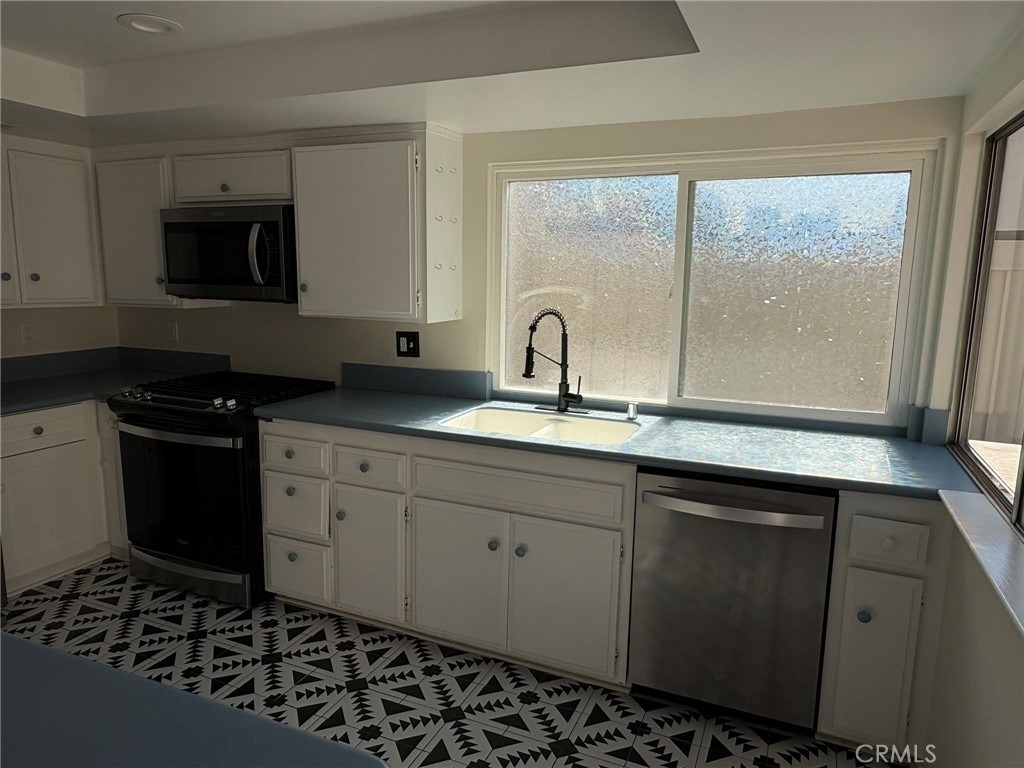 1585 Christopher - Photo 5