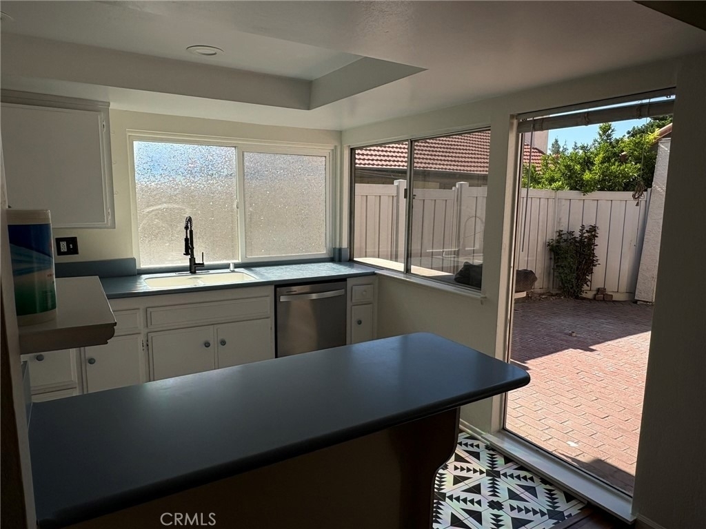 1585 Christopher - Photo 4