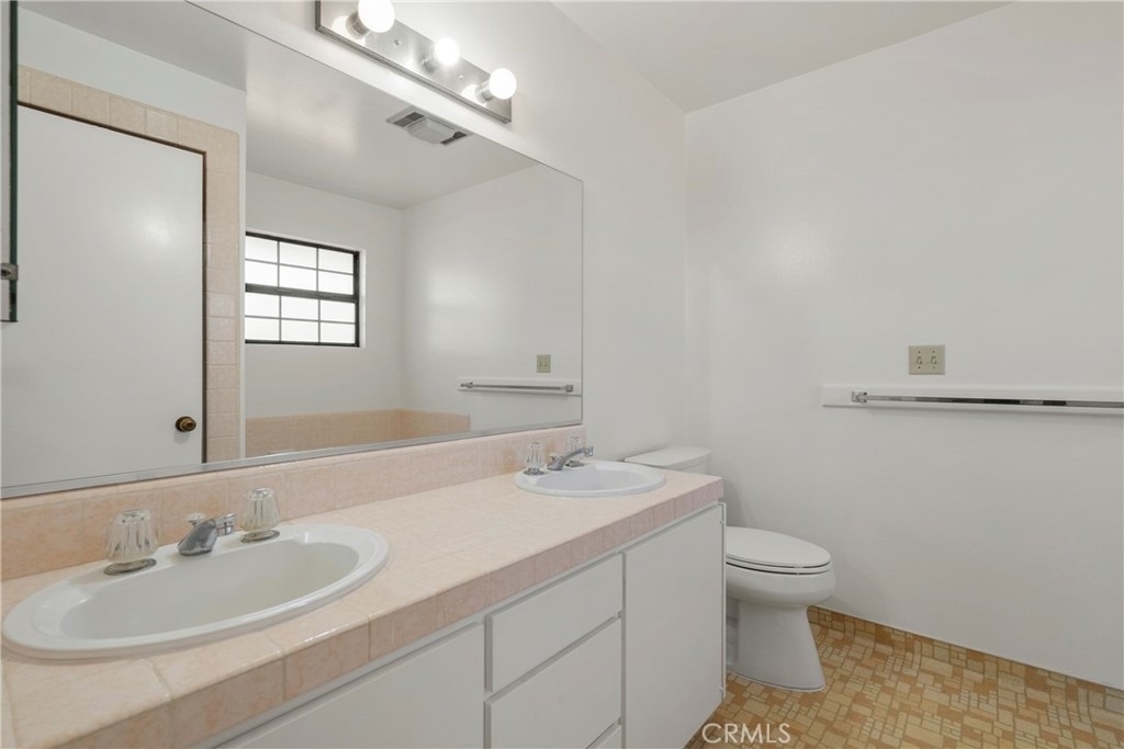 8331 Grand Avenue - Photo 10
