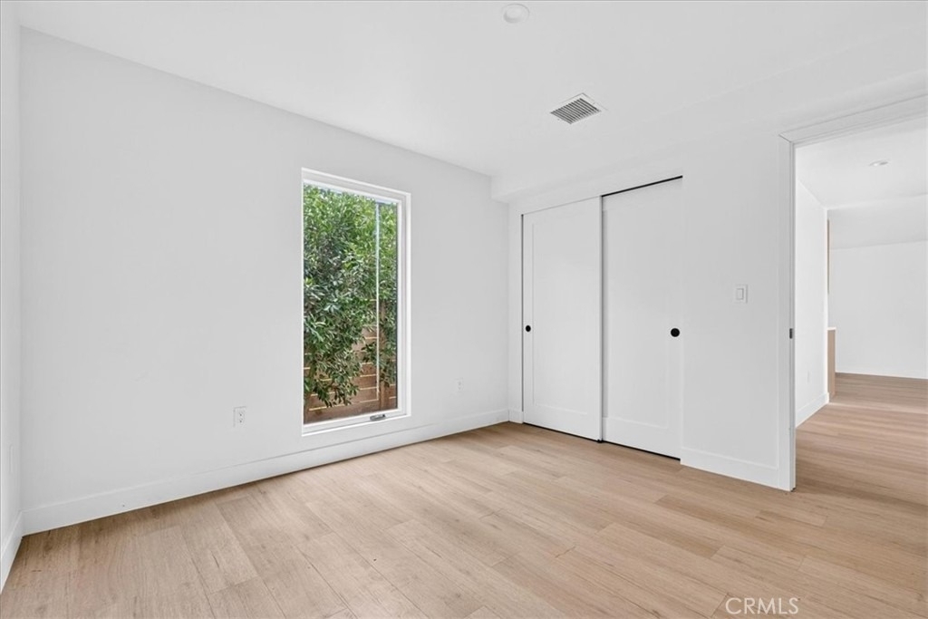 270 11th - Photo 9