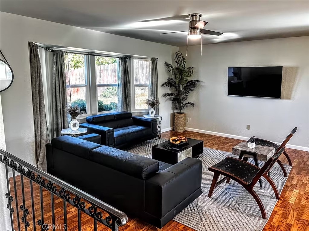 1811 Navajo Place - Photo 3