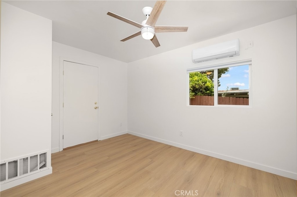 4173 York Boulevard - Photo 19