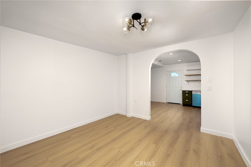 4173 York Boulevard - Photo 14