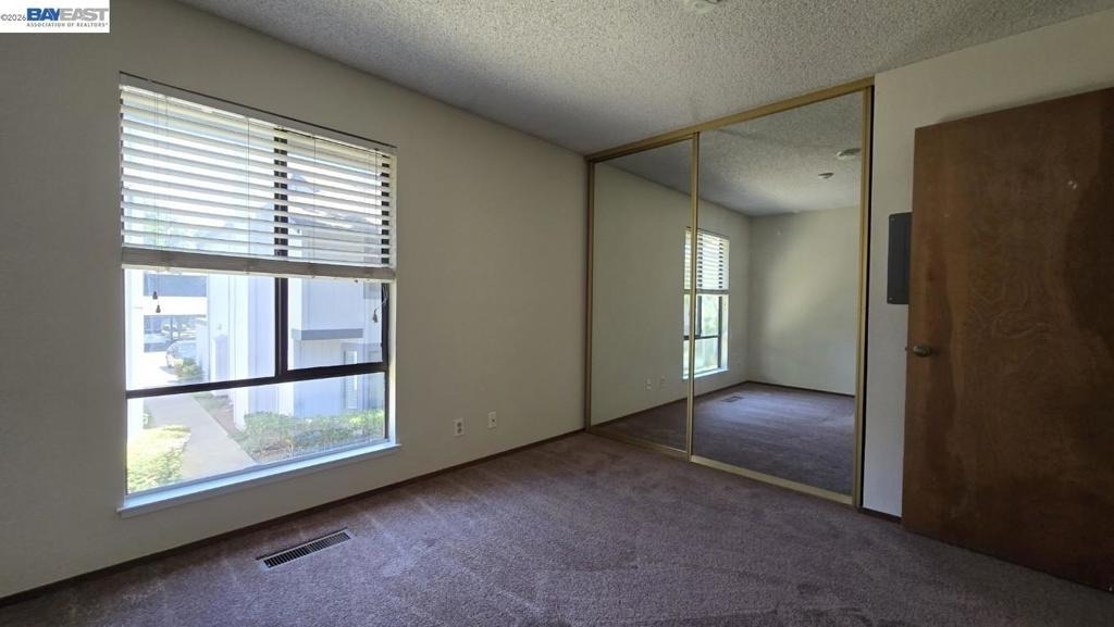 6125 Thornton Ave - Photo 12