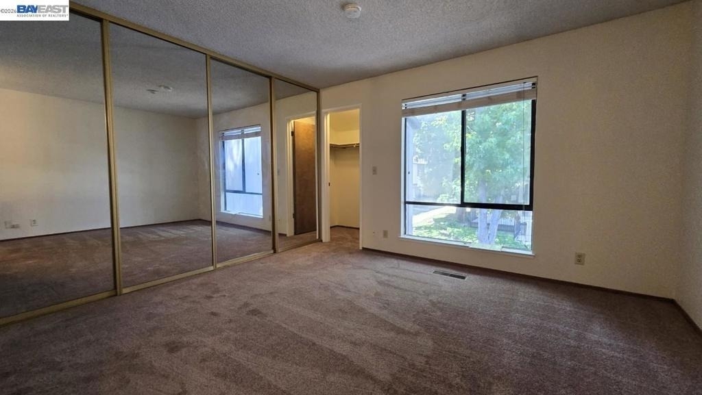 6125 Thornton Ave - Photo 11