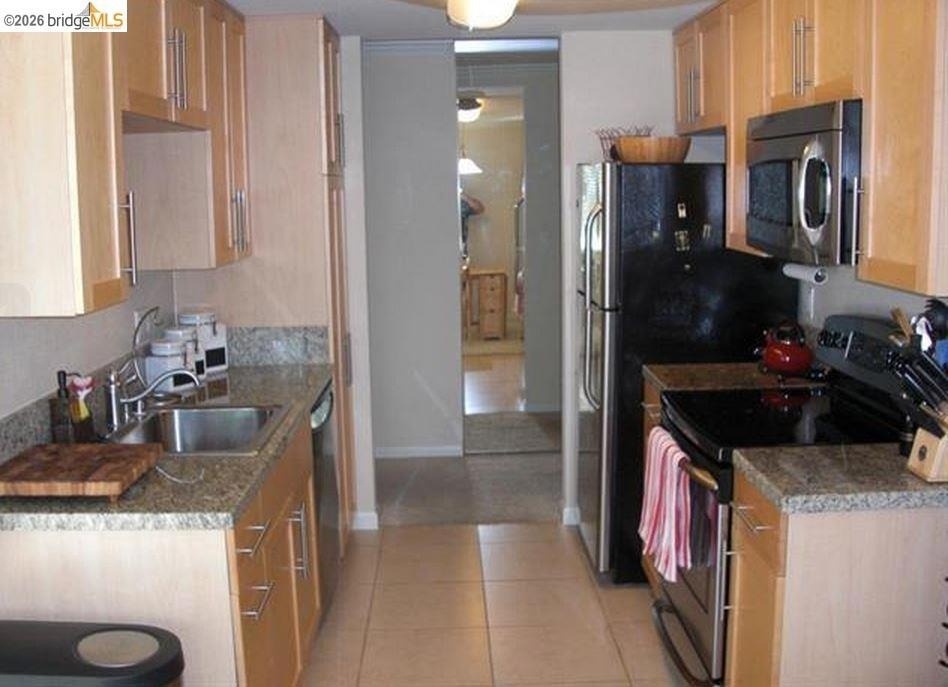 361 Masters Court - Photo 3