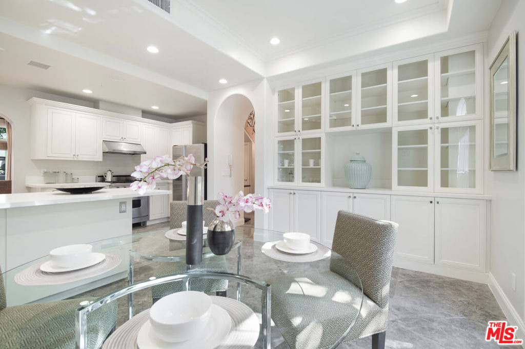 202 N Crescent Drive - Photo 4