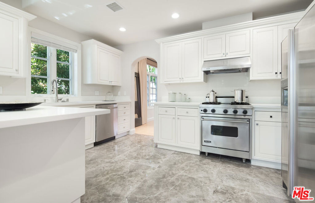 202 N Crescent Drive - Photo 7