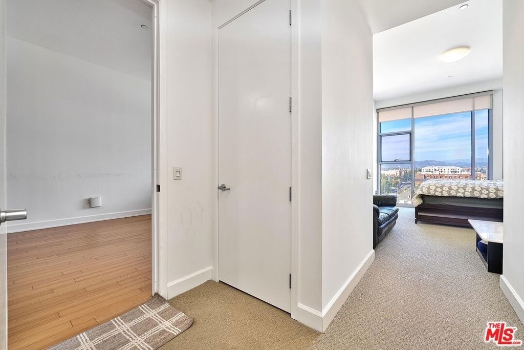 3223 W 6th Street - Photo 9