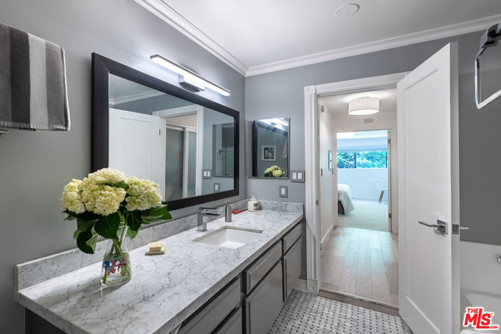 1230 Horn Avenue - Photo 14